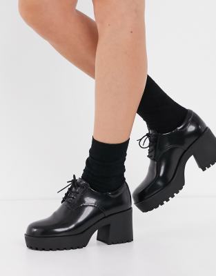 monki vegan boots