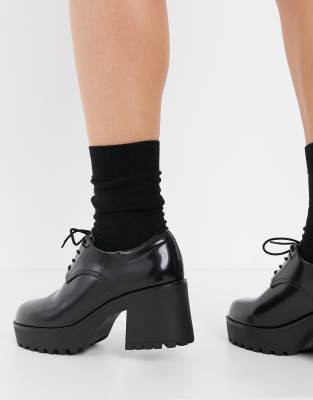 monki vegan boots