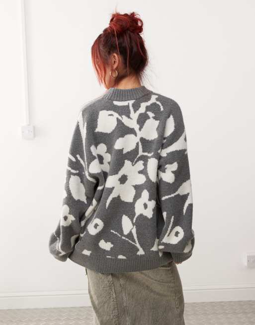 Monki - Maglione lavorato oversize grigio con stampa a fiori, 3 di 4