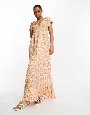 Monki - Maxikleid in Gelb mit gesmokter Taillenpartie und Blumenmuster