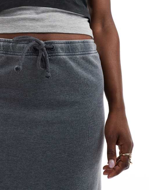 Monki - Midi jogger-rok met split en trekkoord in de taille in antracietgrijs met wassing , 4 van 5