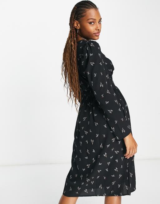 Monki – Midikleid in Schwarz mit Knopfdetail und Blumenmuster, 2 von 4