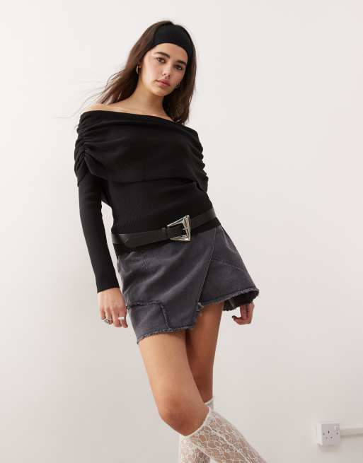 Monki - Mini rok met ster aan de voorkant in zwart met wassing, 3 van 5