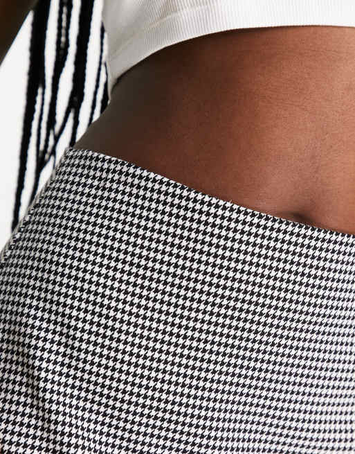 Monki mini skirt in black and white mini houndstooth, 3 of 4