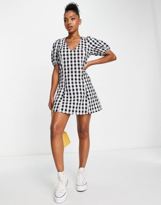 mini smock dress with puff sleeves in monochrome gingham-Black