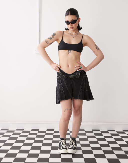Monki – Mix and Match – Bikinioberteil in Schwarz mit U-Ausschnitt und Rückenschnürung, 3 von 4