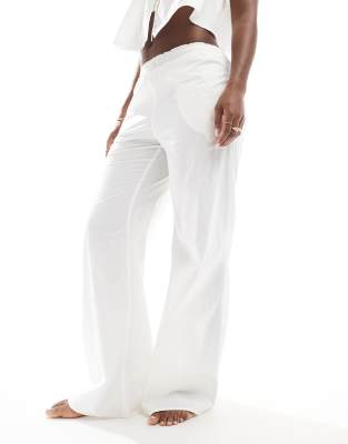Monki - Mix and Match - Pyjama-Hose in Weiß aus Popeline mit weitem Bein