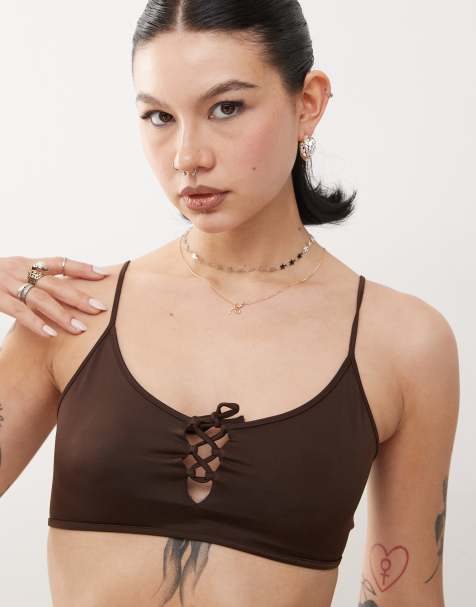 Monki - Mix og match - Mørk chokoladebrun bikinitop med dyb, rund hals og bindedetalje foran - view 1