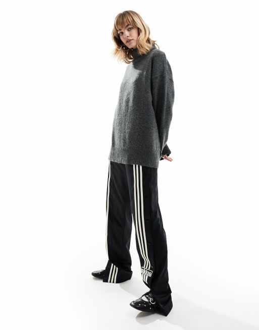 Monki – Mörkgrå polotröja i oversize
