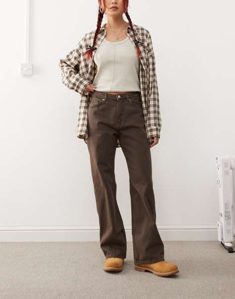 Monki - Naoki - Lavtaljede og posede jeans med løs pasform i falmet brun - view 1