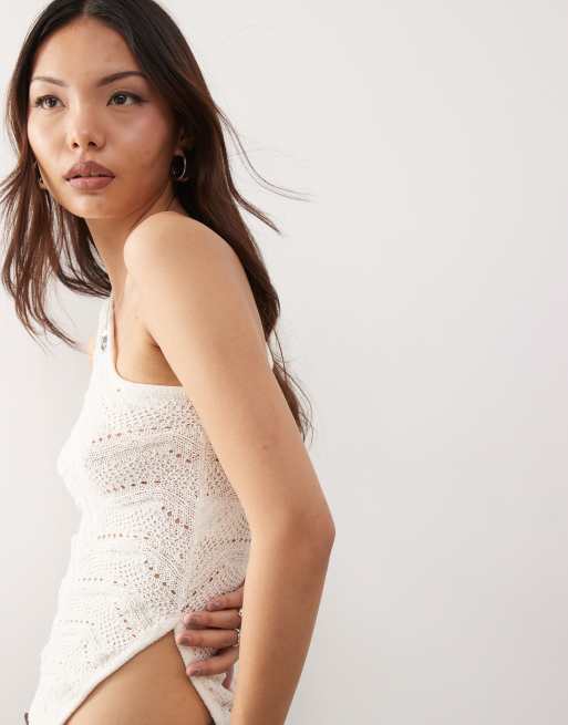 Monki – Naturvit, stickad topp med enaxlad, asymmetrisk design, 3 av 4
