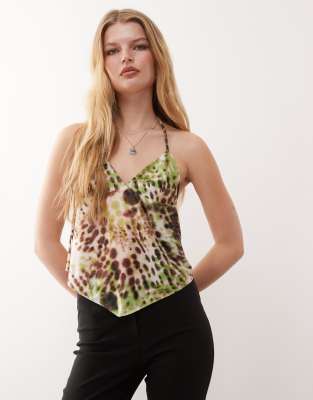 Monki - Neckholder-Camisole in Braun und Gelb mit Animalprint, Bindedetail und Cut-out vorne