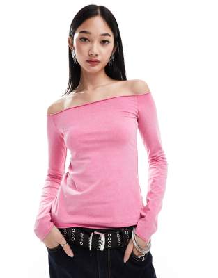 Monki Off The Shoulder Relaxed Fit Long Sleeve Top In Pink