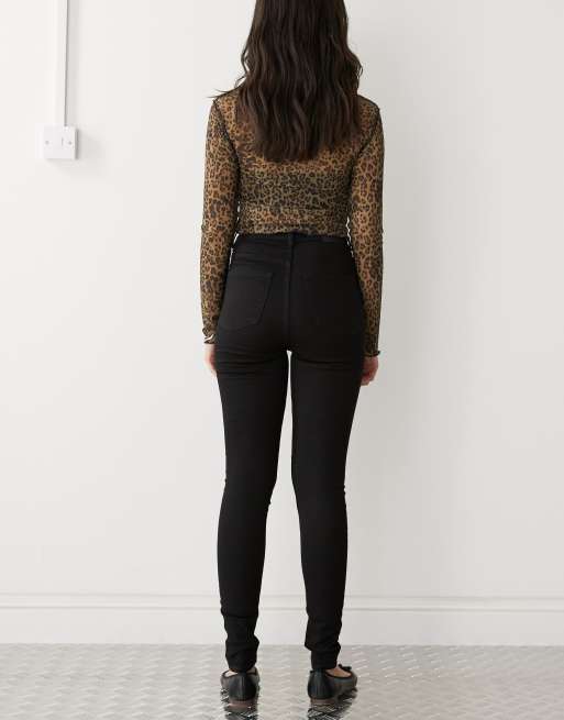 Monki – Oki – Skinny-Jeans in Schwarz mit hohem Bund, 2 von 5