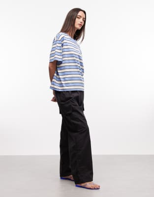 Monki Oversized Boxy T-shirt In Blue