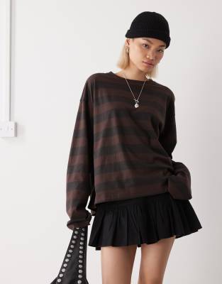 Monki Oversized Long Sleeve T-shirt With Side Slits In Brown