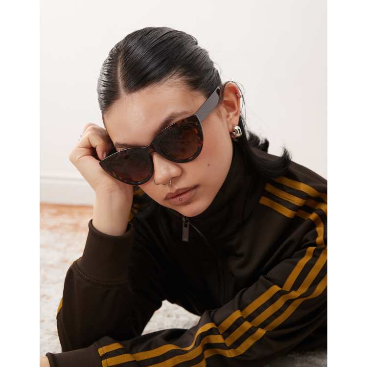 Monki oversized round cat eye sunglasses in brown tortoise shell