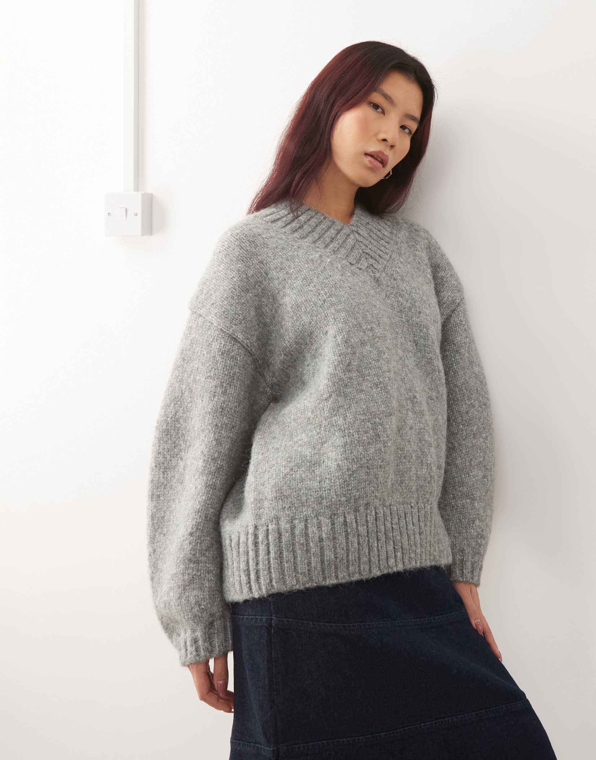 monki oversized v neck sweater in gray melange