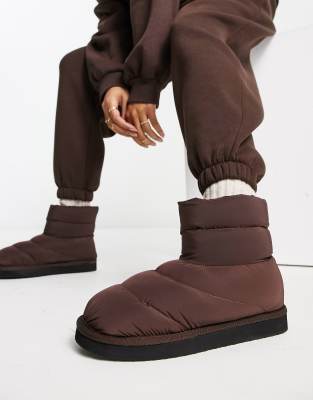 Monki Padded Slipper Boots In Dark Brown