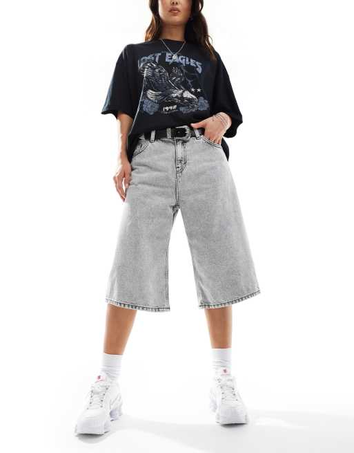 Monki - Paige - Losse denim joggingshorts met lage taille in grijs met wassing