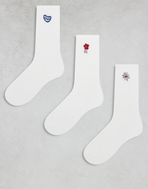 Monki - Pakke med 3 par hvide ankelsokker med broderet motiv