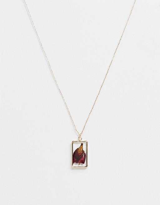 Monki Palmer pressed leaf necklace in gold
