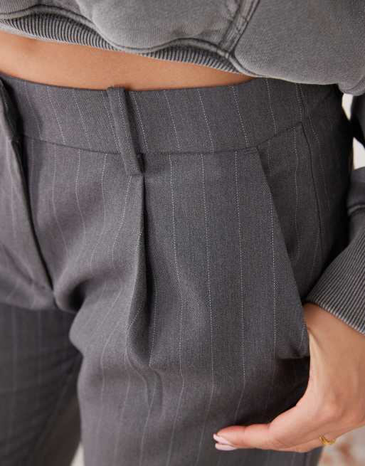 Monki - Pantalon ample et ajusté à fines rayures - Gris anthracite, 5 de 5