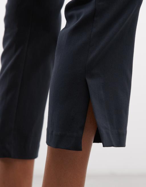 Monki - pantalón capri tejido elástico en negro, 5 de 5