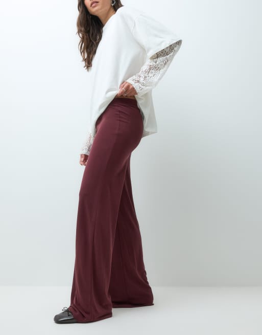 Monki pantalon large au toucher doux en ensemble bordeaux, 2 de 5