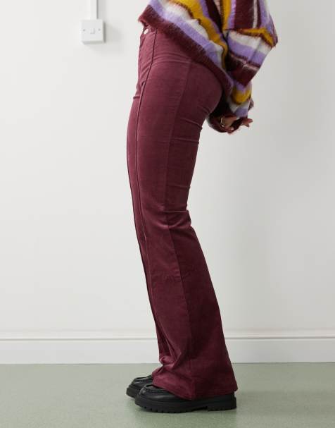 Monki - Pantaloni a zampa in velluto a coste bordeaux con pinces sul davanti - view 1