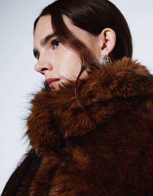 Monki płaszcz z faux-fur w kolorze foxy brown, 3 z 4