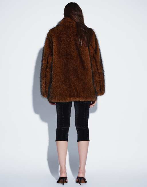 Monki płaszcz z faux-fur w kolorze foxy brown, 4 z 4