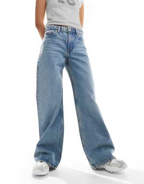 Monki Paz mid waist loose wide leg jeans in mid blue - view 1