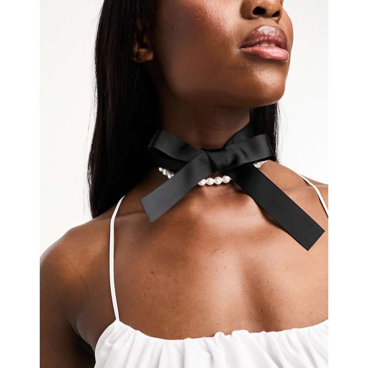 Wide Ribbon Choker Necklace White