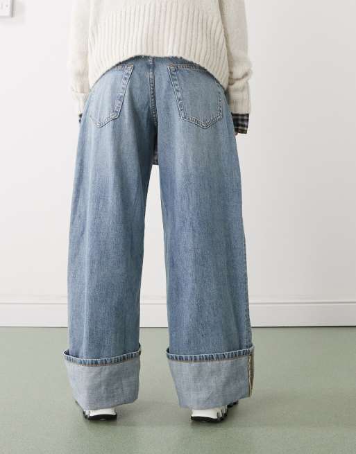 Monki Peggy baggy jeans with turn up in light blue wash , 3 of 5