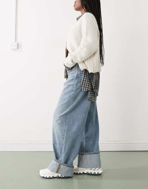 Monki Peggy baggy jeans with turn up in light blue wash 
