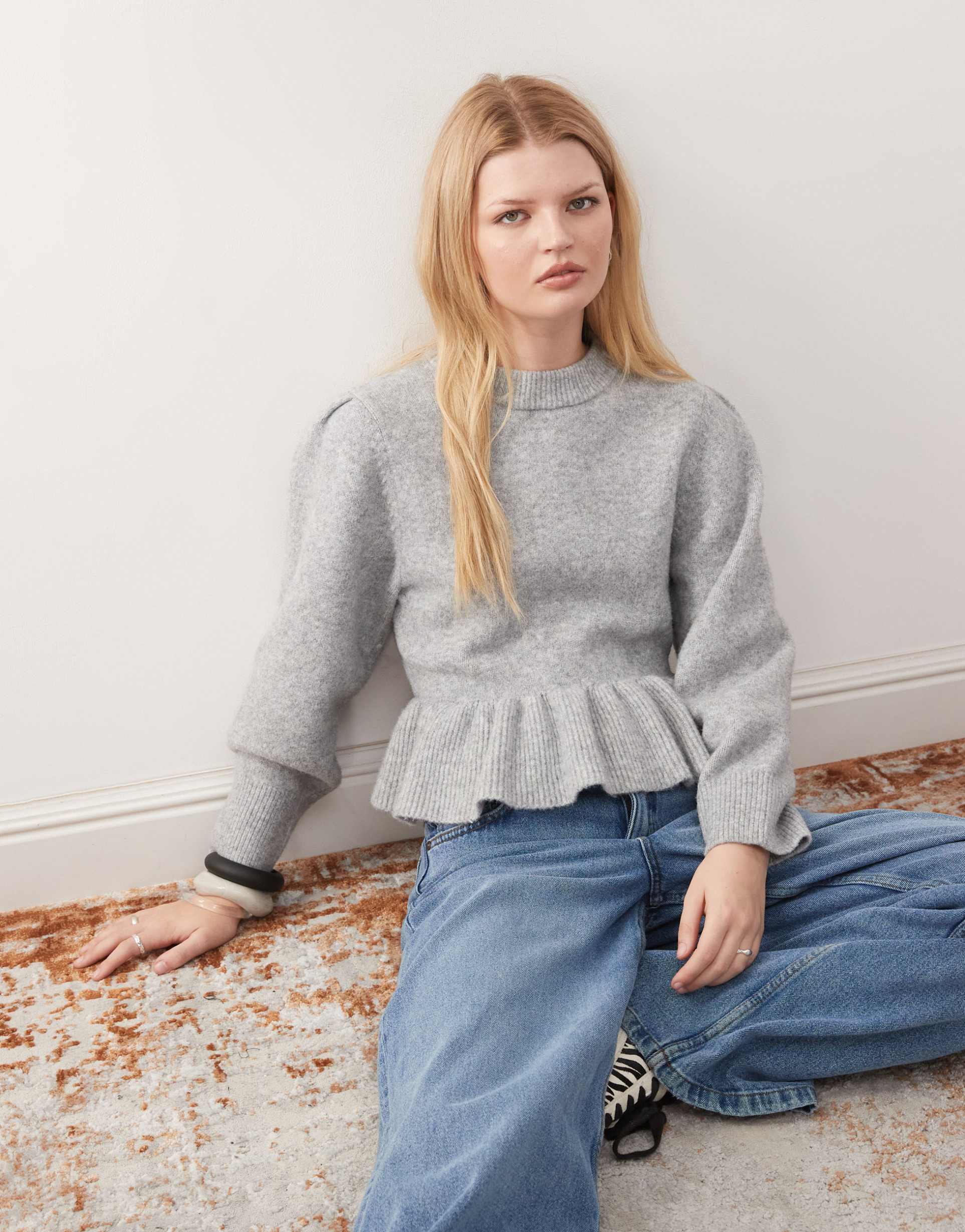 monki peplum ruffle knit sweater in heather gray