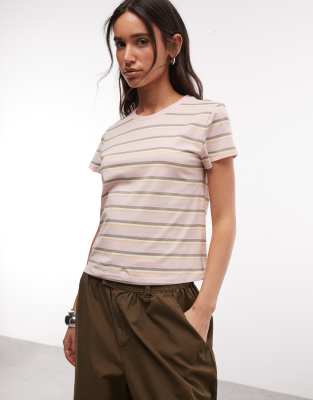 Monki Perfect Tee In Pink