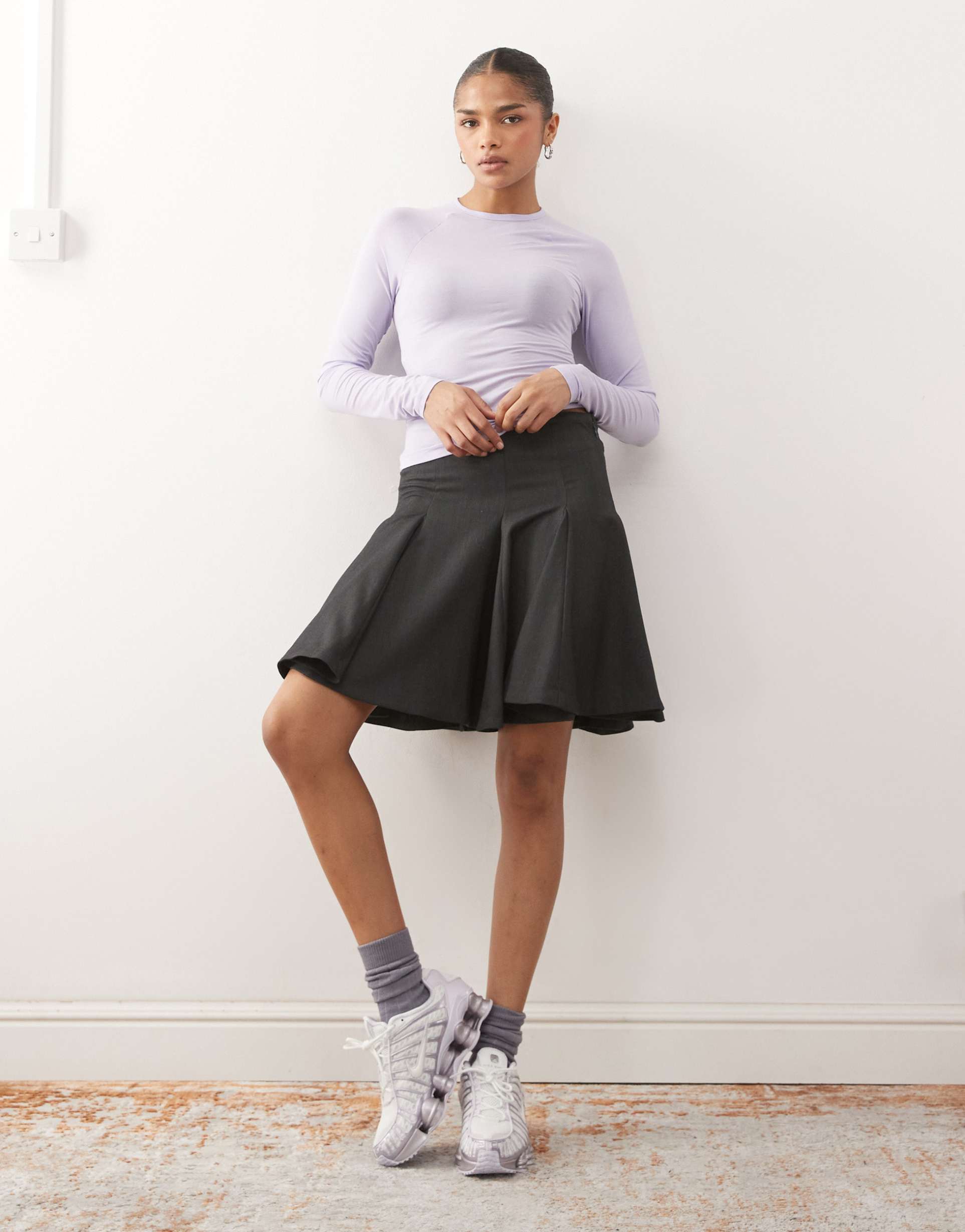 monki pleated midi skirt in gray
