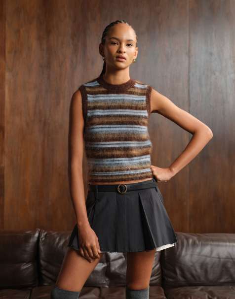 Monki pleated mini skirt with frayed edge and pocket detail in gray melange - view 1