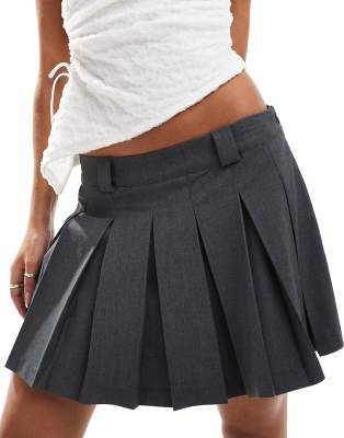 Monki pleated mini skirt with raw hem in grey