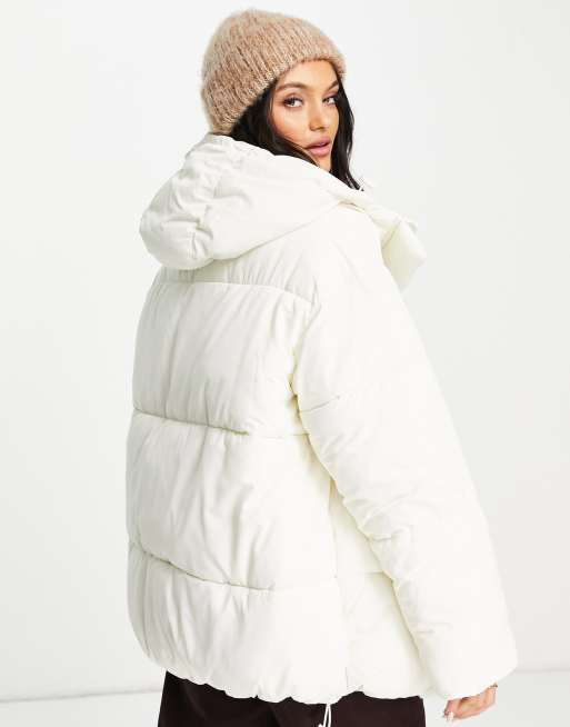 White padded jacket with best sale fur hood