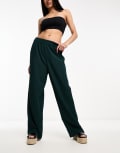 [Monki] Monki pull on textured pants in dark green 2XS Dark green