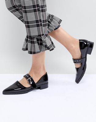 Monki - Puntige platte schoenen van lakleer-Zwart