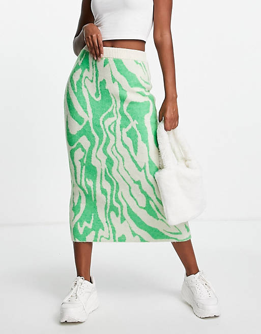 Monki recycled polyester knitted swirl midi skirt in green 