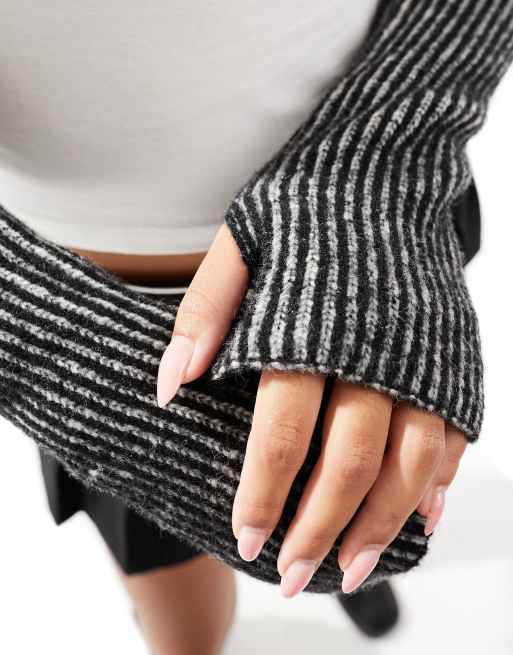 Monki ribbed armwarmer gloves in two tone black and gray, 3 of 4