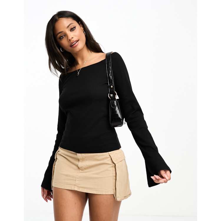 Contour Rib Mock Neck Crop Top - Very Black - Monkee's of