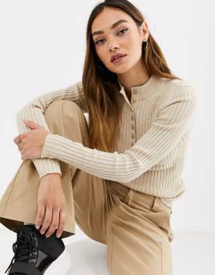 beige long sleeve sweater