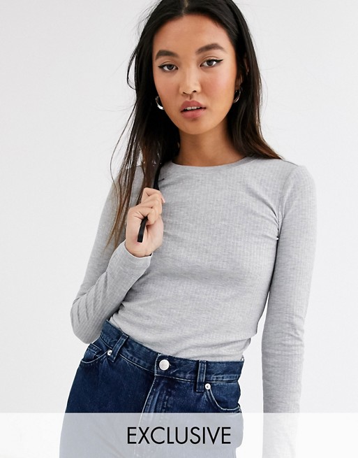 Monki ribbed crew neck top with long sleeve in grey