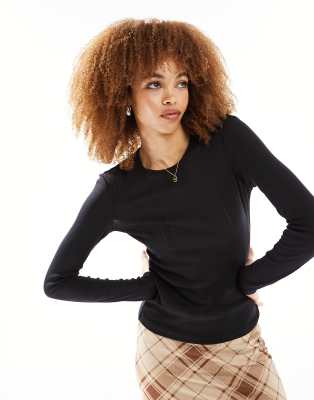 Monki Ribbed Long Sleeve Top In Black